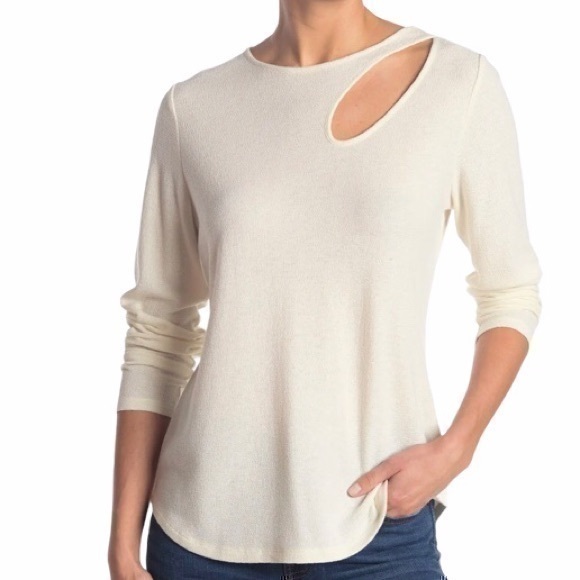 Chenault Tops - Status by Chenault - Ivory - Size Large